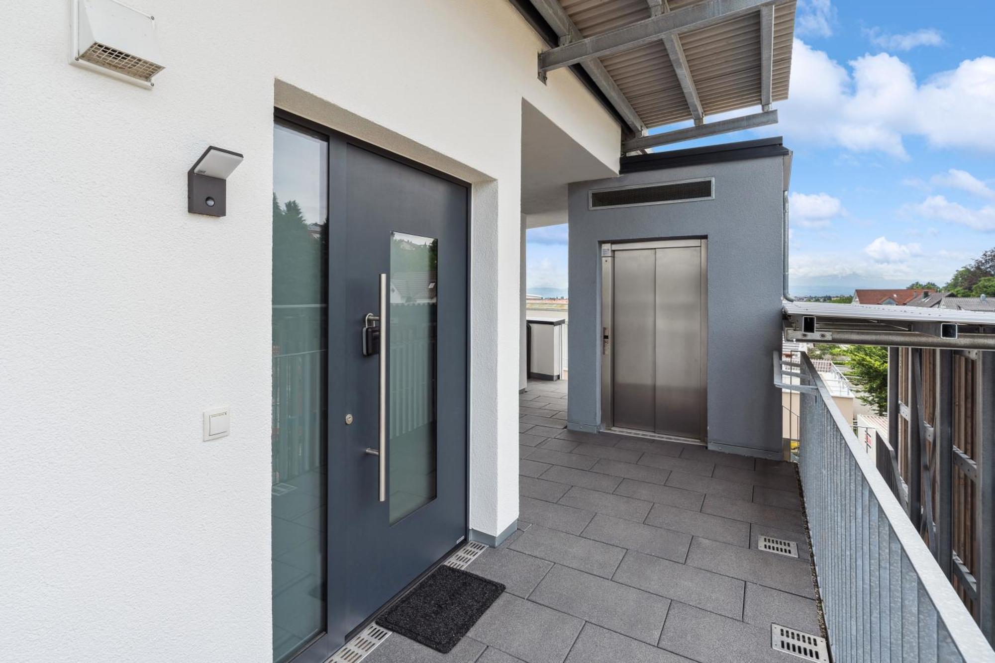 Апартаменты Anytime - Penthouse Mit Terrasse Und Bergsicht Фридрихсхафен Экстерьер фото